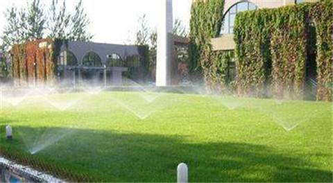 自動噴灌系統